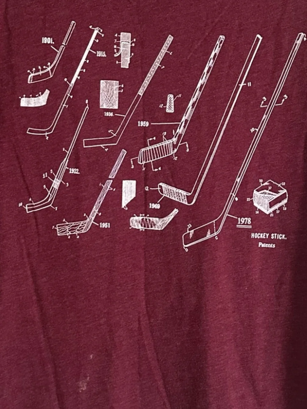 Banana Republic Hockey Stick Patent graphic tee m